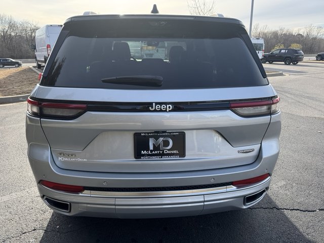 2023 Jeep Grand Cherokee Summit 4WD