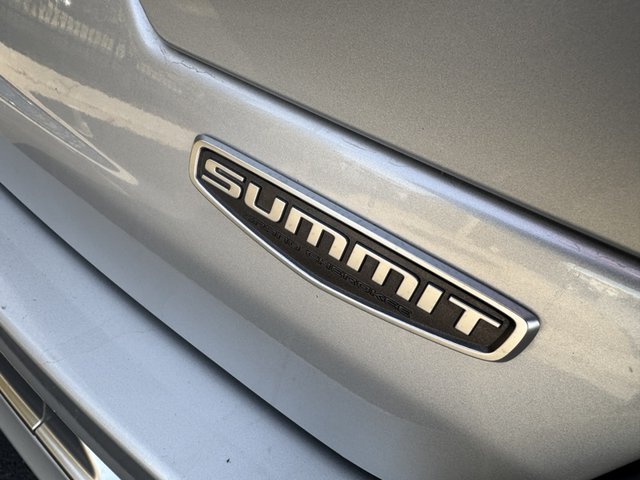 2023 Jeep Grand Cherokee Summit 4WD