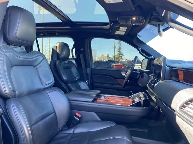 2022 Lincoln Navigator Reserve 4WD