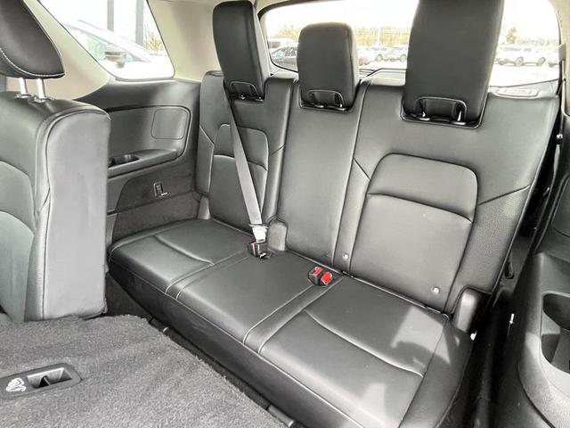 2022 Nissan Pathfinder SL 4WD