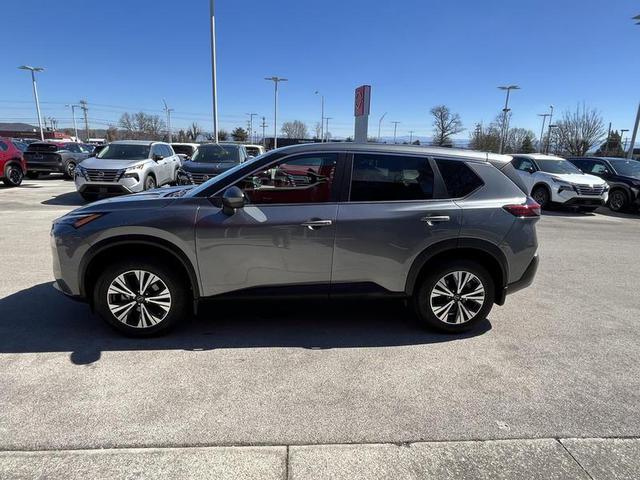 2022 Nissan Rogue SV FWD