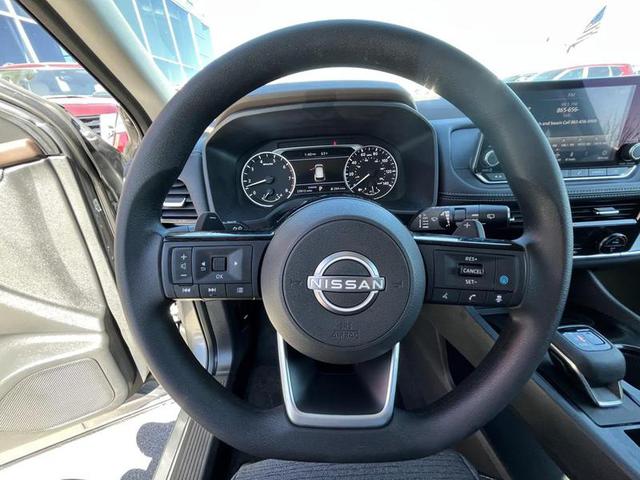 2022 Nissan Rogue SV FWD