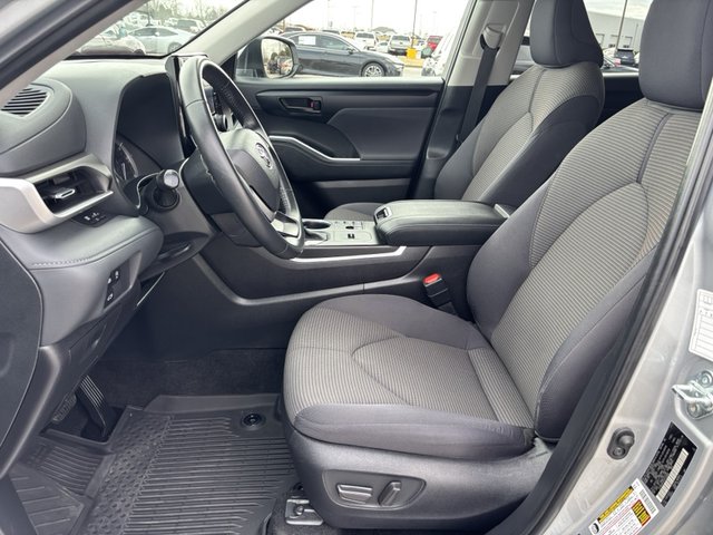 2024 Toyota Highlander LE FWD
