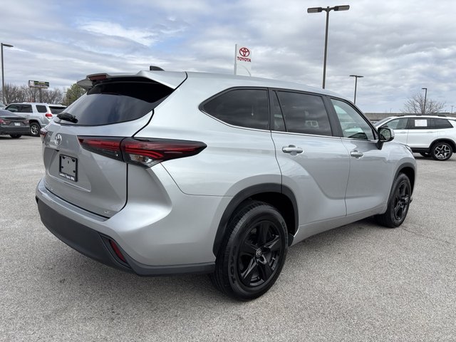 2024 Toyota Highlander LE FWD