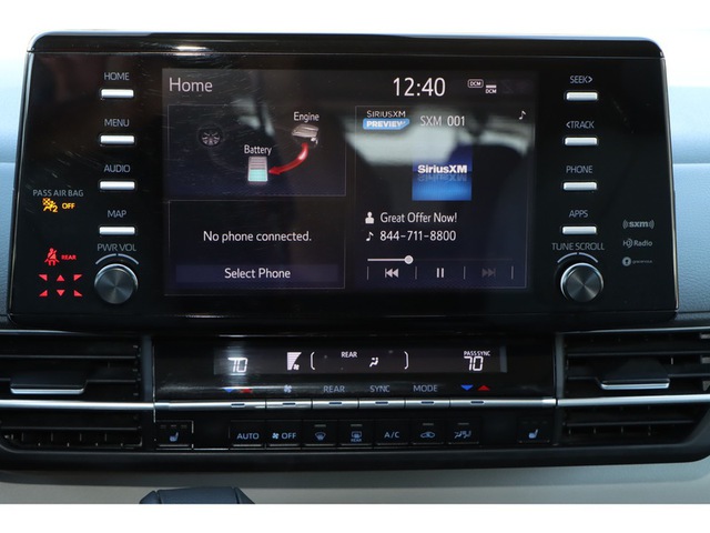 2023 Toyota Sienna XLE FWD 8-Pass