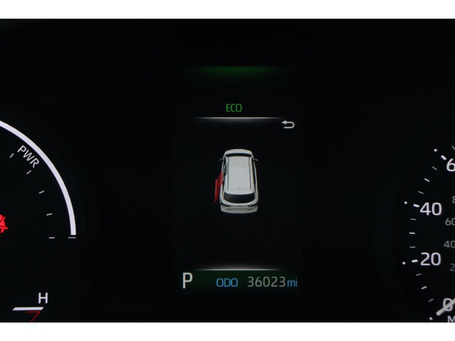 2023 Toyota Sienna XLE FWD 8-Pass