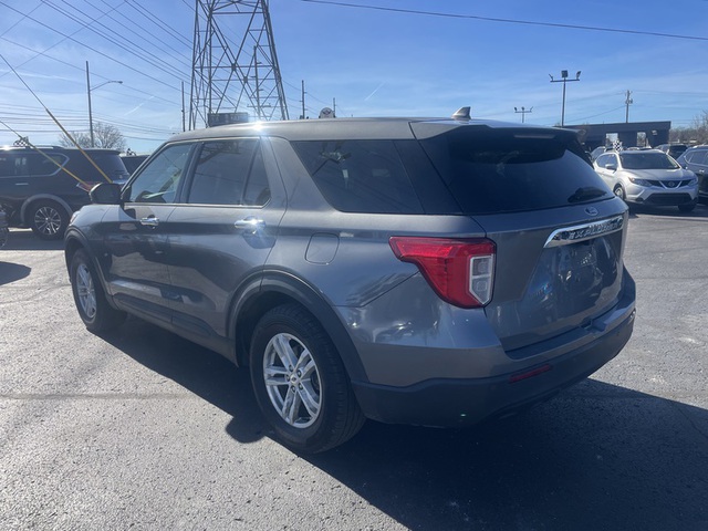 2022 Ford Explorer Base RWD