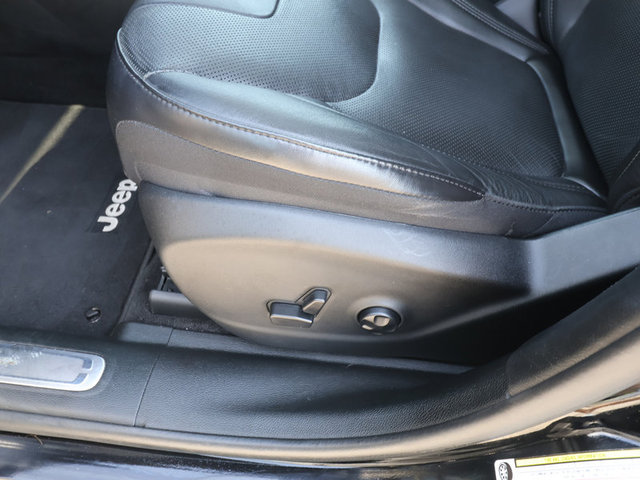 2019 Jeep Cherokee Limited 4WD