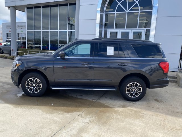 2022 Ford Expedition XLT 4WD
