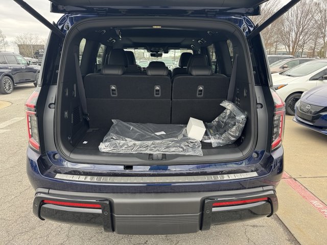 2025 Nissan Armada PRO-4X 4WD