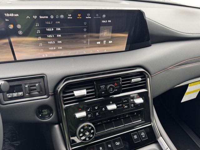 2025 Nissan Armada PRO-4X 4WD