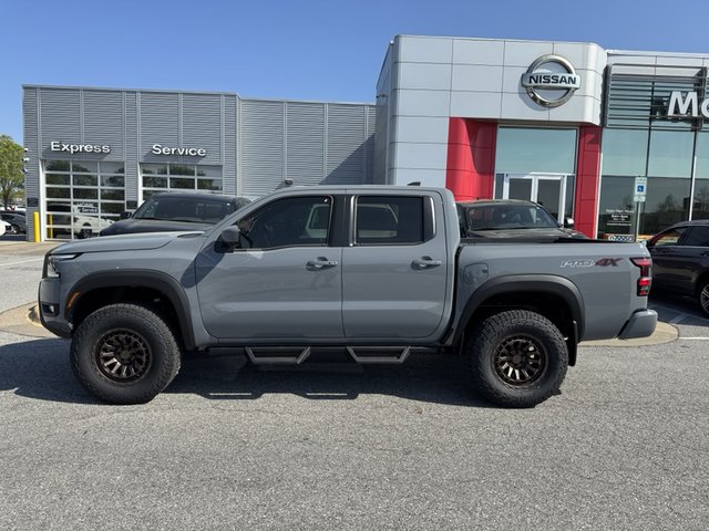 2025 Nissan Frontier PRO-4X 4WD