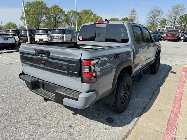 2025 Nissan Frontier PRO-4X 4WD