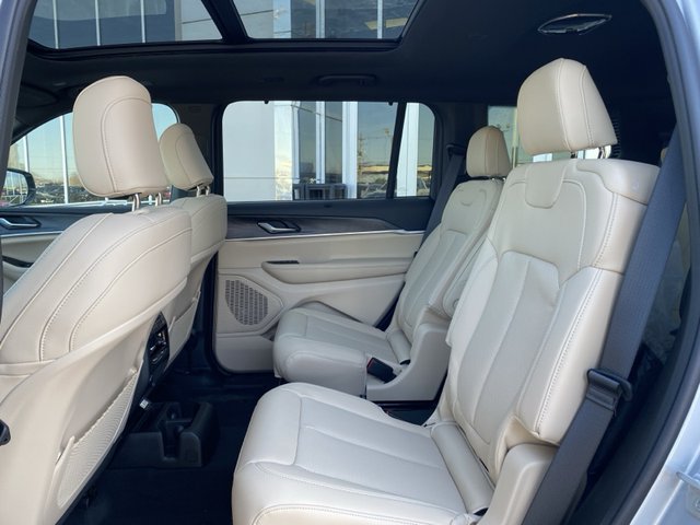 2025 Jeep Grand Cherokee Limited 4WD L