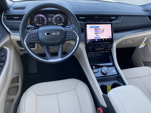 2025 Jeep Grand Cherokee Limited 4WD L