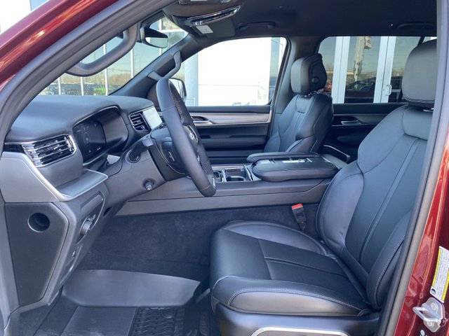 2025 Jeep Wagoneer 4WD