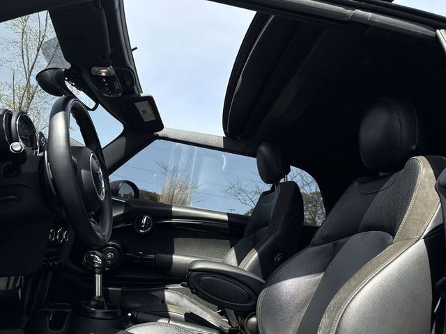 2019 MINI Cooper Signature