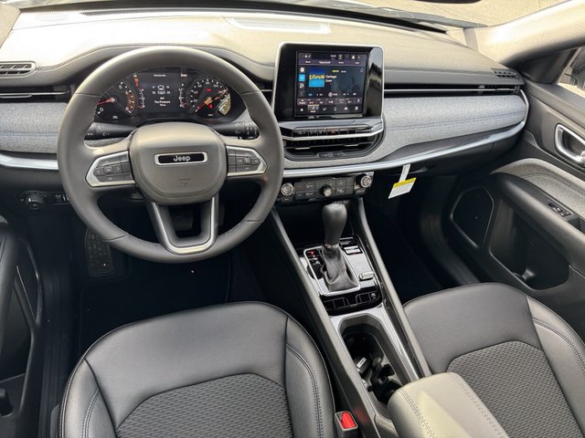2025 Jeep Compass Latitude 4WD