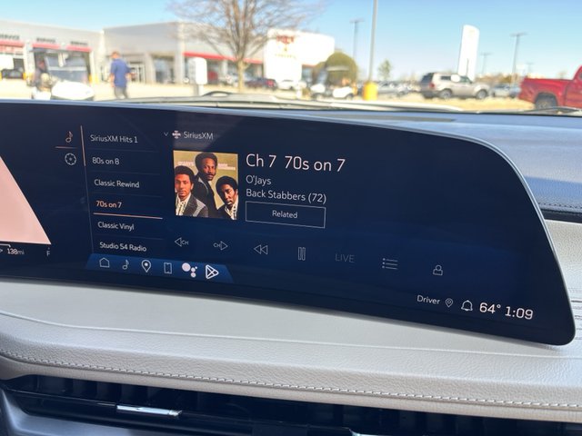 2024 Cadillac XT4 Premium Luxury FWD