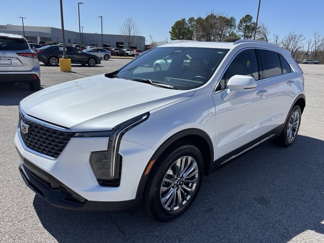 2024 Cadillac XT4 Premium Luxury FWD
