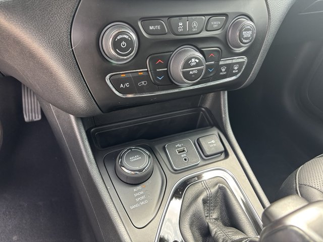 2023 Jeep Cherokee Altitude Lux 4WD