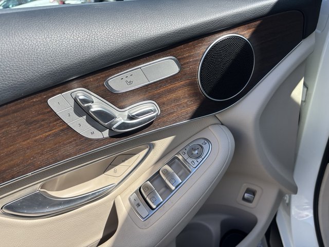 2022 Mercedes-Benz GLC-Class GLC300 4MATIC