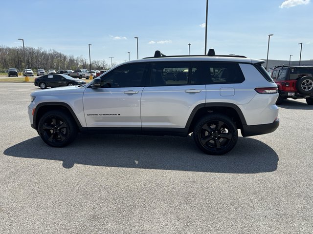 2023 Jeep Grand Cherokee Altitude 4WD L