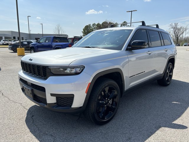 2023 Jeep Grand Cherokee Altitude 4WD L