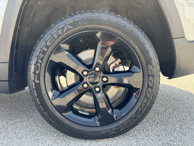 2023 Jeep Grand Cherokee Altitude 4WD L
