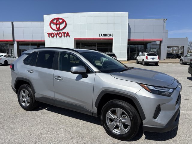 2022 Toyota RAV4 XLE FWD