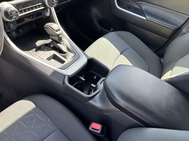2022 Toyota RAV4 XLE FWD