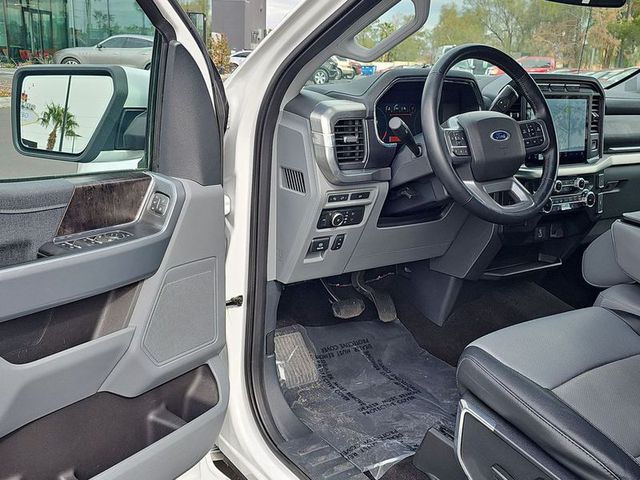 2022 Ford F-150 Lariat 2WD 5.5ft Box