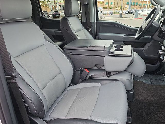 2022 Ford F-150 Lariat 2WD 5.5ft Box