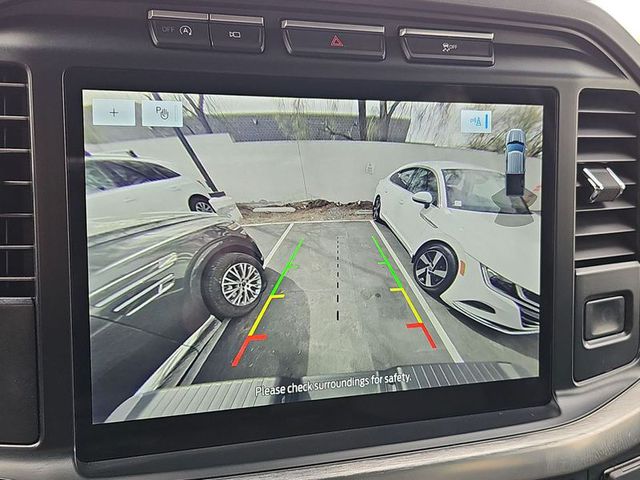 2022 Ford F-150 Lariat 2WD 5.5ft Box