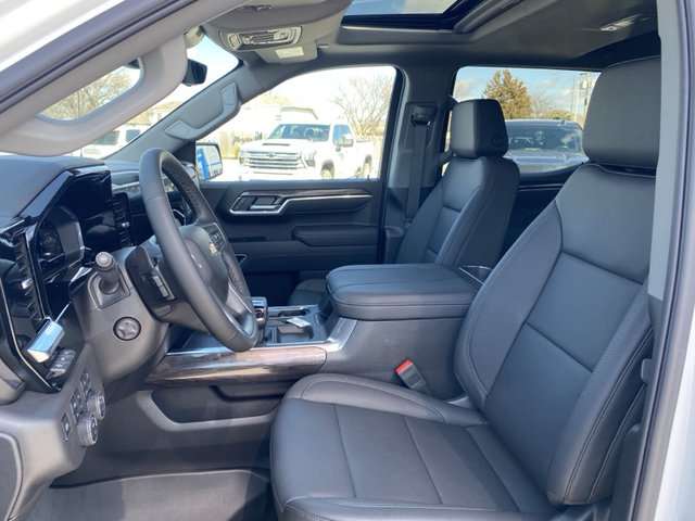 2025 Chevrolet Silverado 1500 LTZ 4WD 147WB