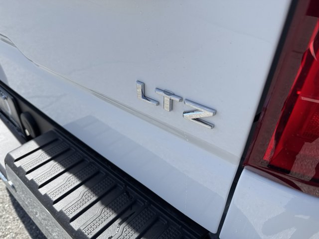 2025 Chevrolet Silverado 1500 LTZ 4WD 147WB
