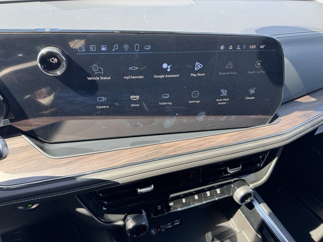2025 Chevrolet Suburban Premier 4WD