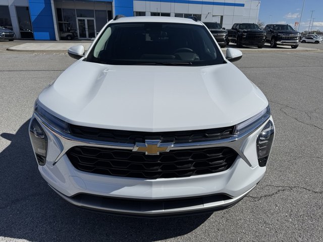 2025 Chevrolet Trax LT FWD