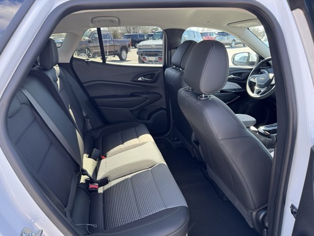 2025 Chevrolet Trax LT FWD