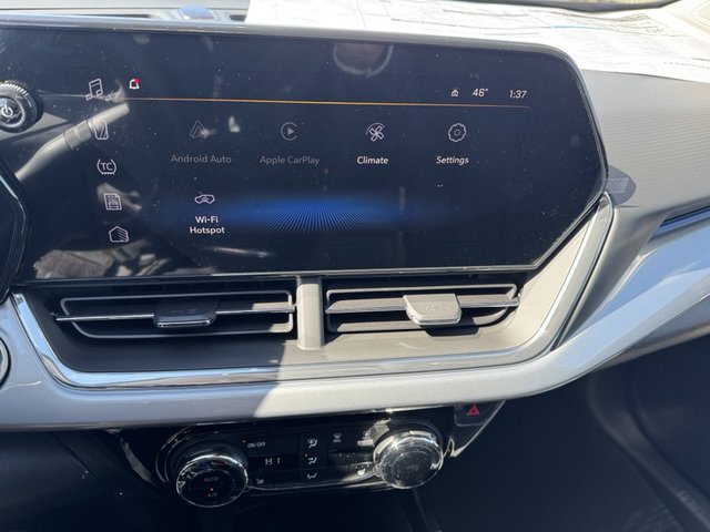 2025 Chevrolet Trax LT FWD