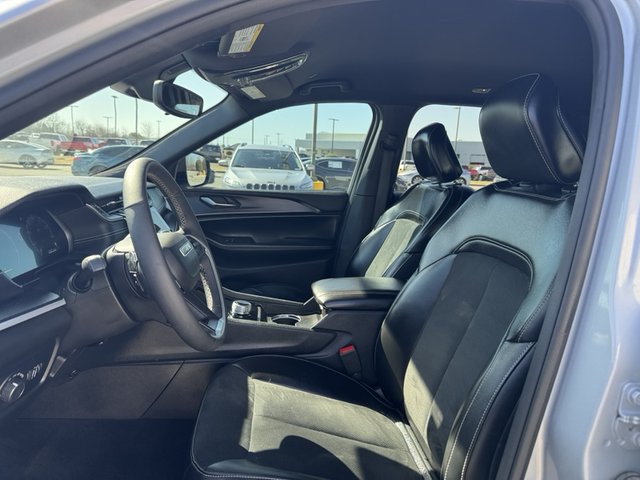 2024 Jeep Grand Cherokee Altitude 4WD