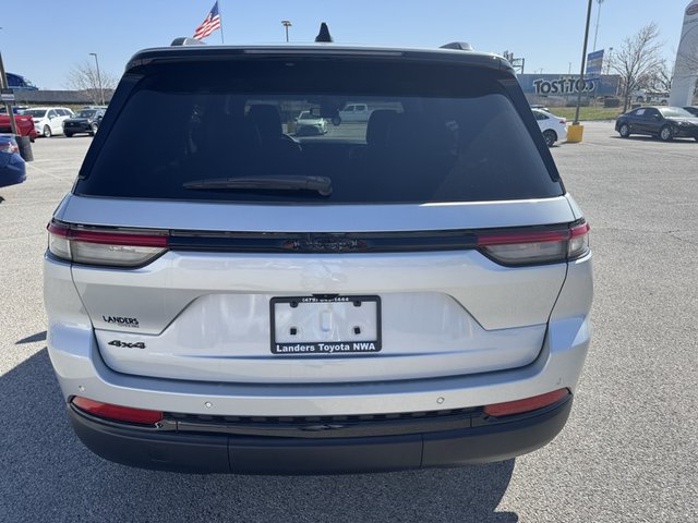 2024 Jeep Grand Cherokee Altitude 4WD