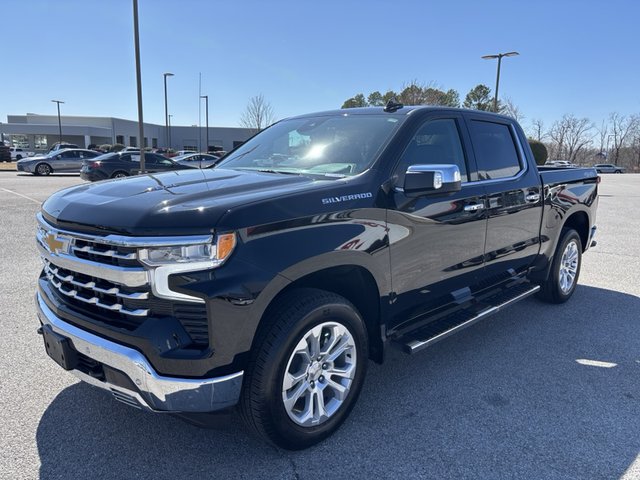 2023 Chevrolet Silverado 1500 LTZ 4WD 147WB
