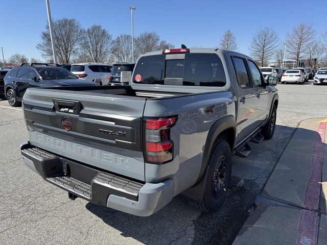 2025 Nissan Frontier PRO-4X 4WD