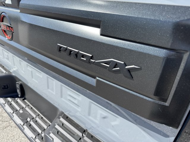 2025 Nissan Frontier PRO-4X 4WD