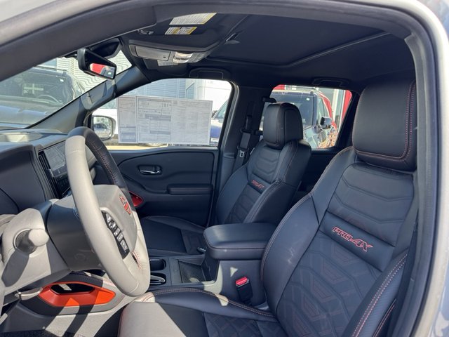 2025 Nissan Frontier PRO-4X 4WD
