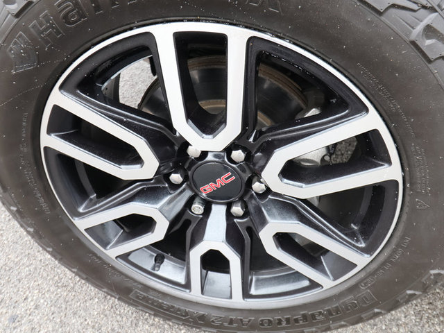 2021 GMC Yukon XL AT4 4WD