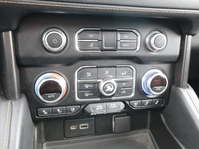 2021 GMC Yukon XL AT4 4WD