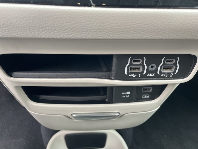 2022 Chrysler Pacifica Touring L FWD