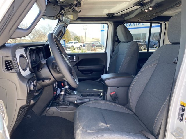 2024 Jeep Wrangler Willys 4WD